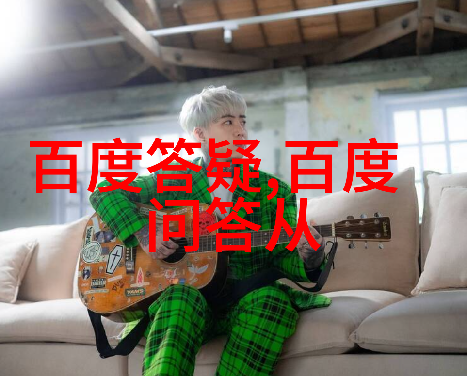 双手共饮心连情绵红酒之下一段不易的美好