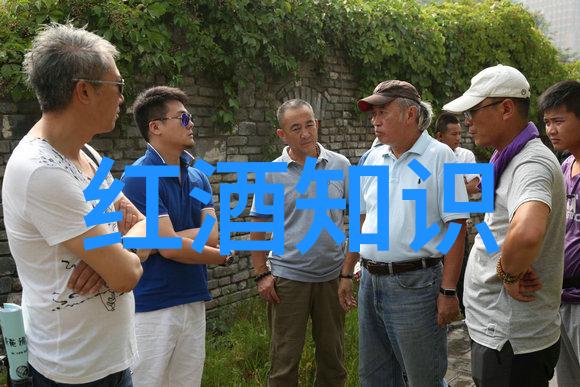 纯铜茶壶图片及价格三门峡出土一鹅首曲颈青铜壶壶内3000ml液体待查明